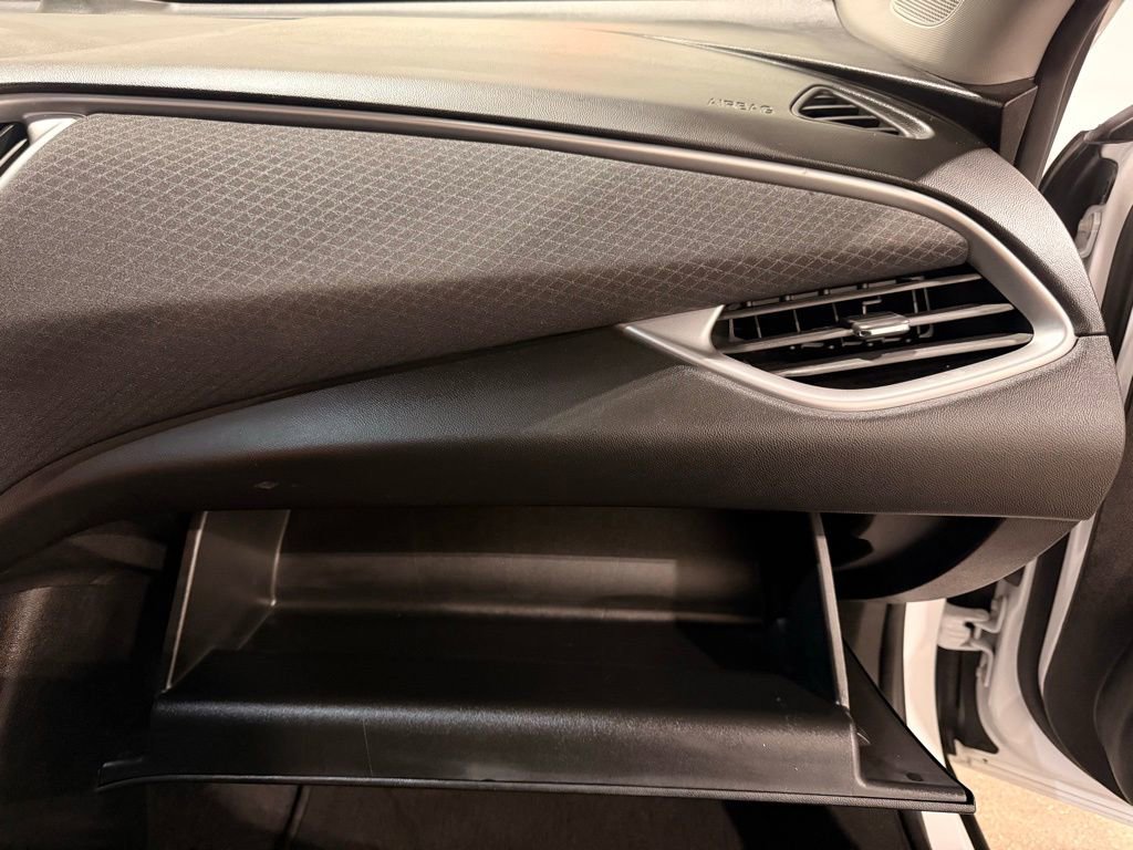 Used 2024 Chevrolet Malibu RS image 29