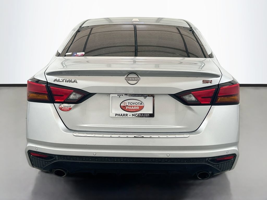 Used 2023 Nissan Altima 2.5 SR w/ SR Premium Package FWD image 5