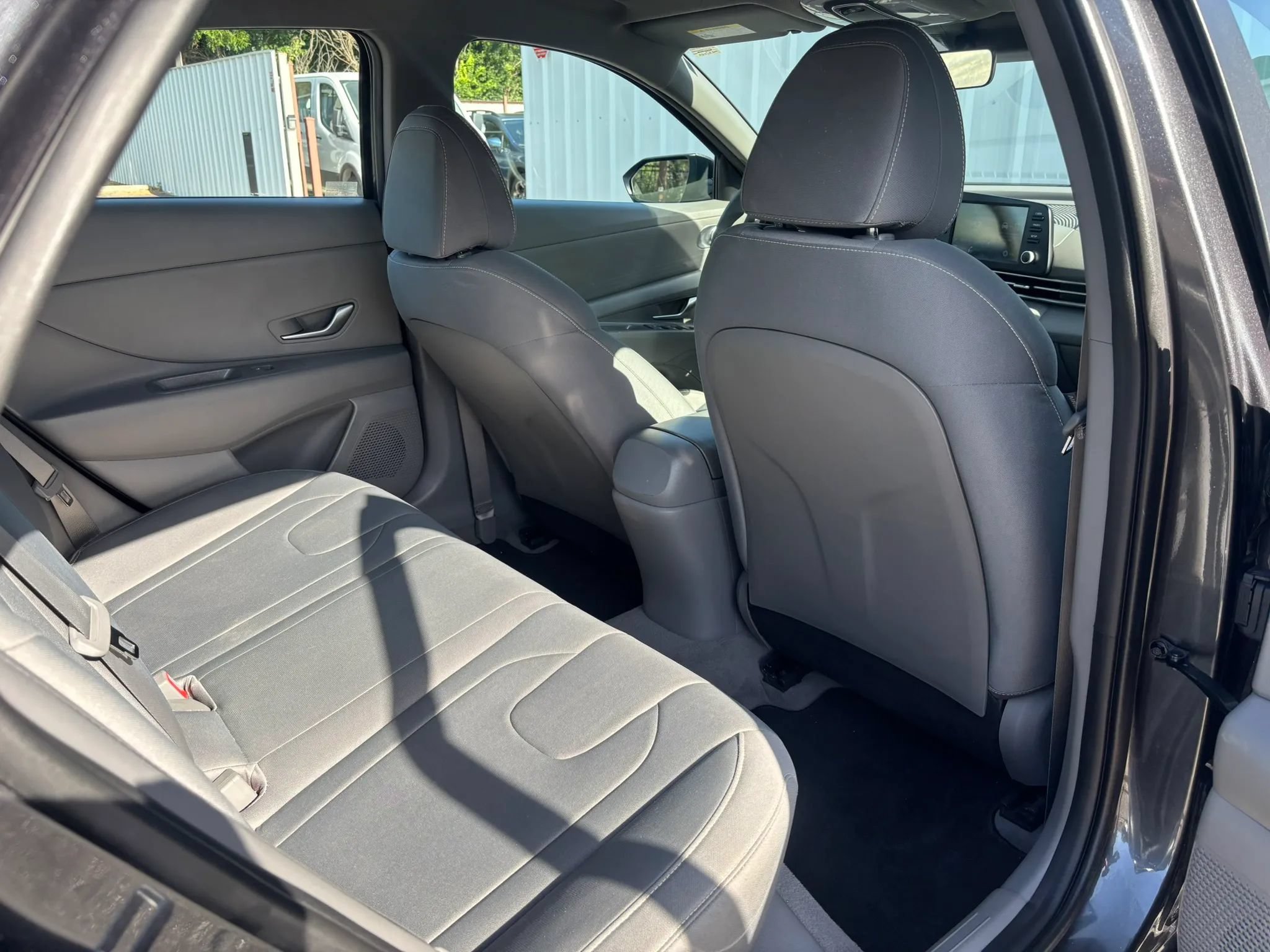 Used 2022 Hyundai Elantra SEL FWD image 48