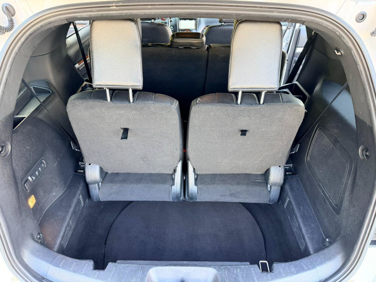 Used 2017 Ford Explorer Limited FWD image 19