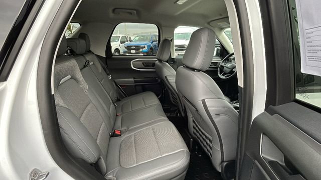 Used 2025 Ford Bronco Sport Badlands image 13