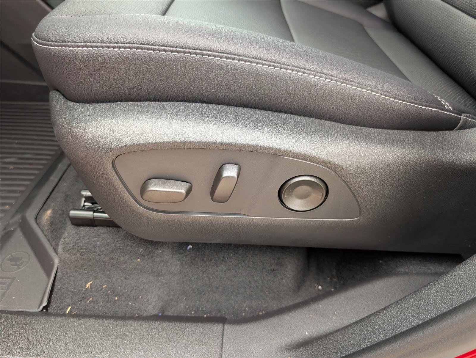 New 2026 Chevrolet Traverse LT w/ Sun and Wheel Package image 41