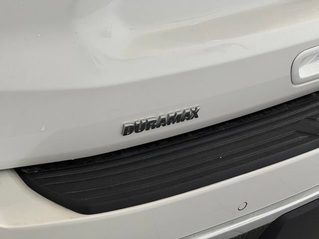Used 2023 Chevrolet Suburban High Country w/ Premium Package 2 AWD/4WD image 50