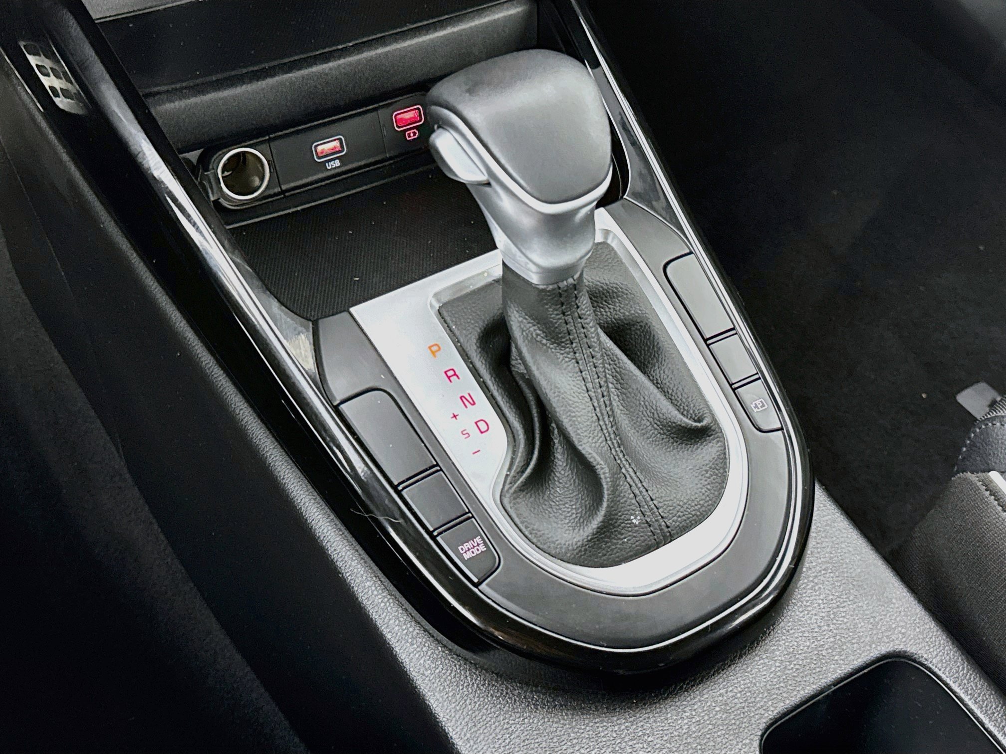 Used 2023 Kia Forte GT-Line w/ GT-Line Technology Package FWD image 17