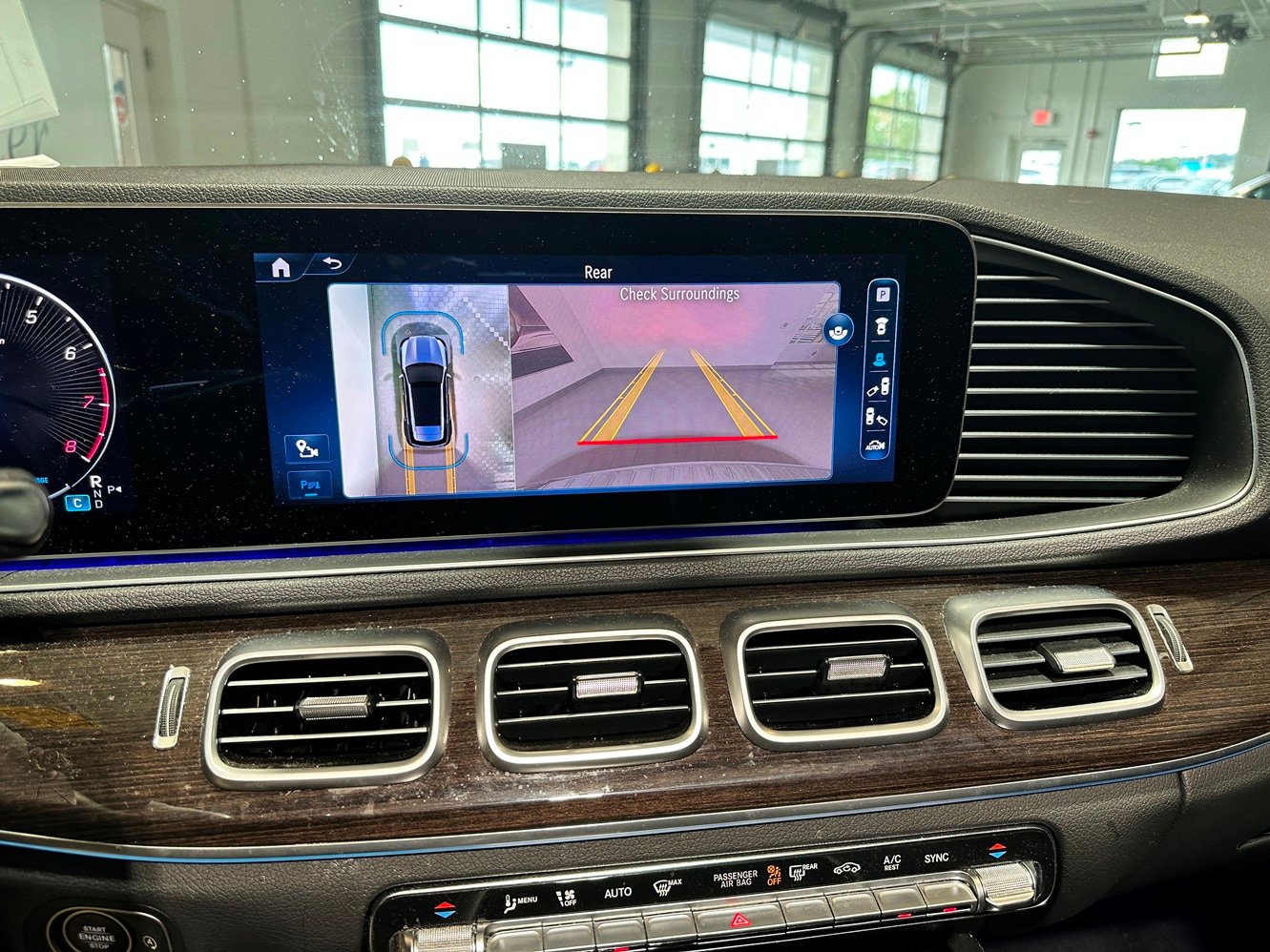 Certified 2024 Mercedes-Benz GLE 350 4MATIC image 10