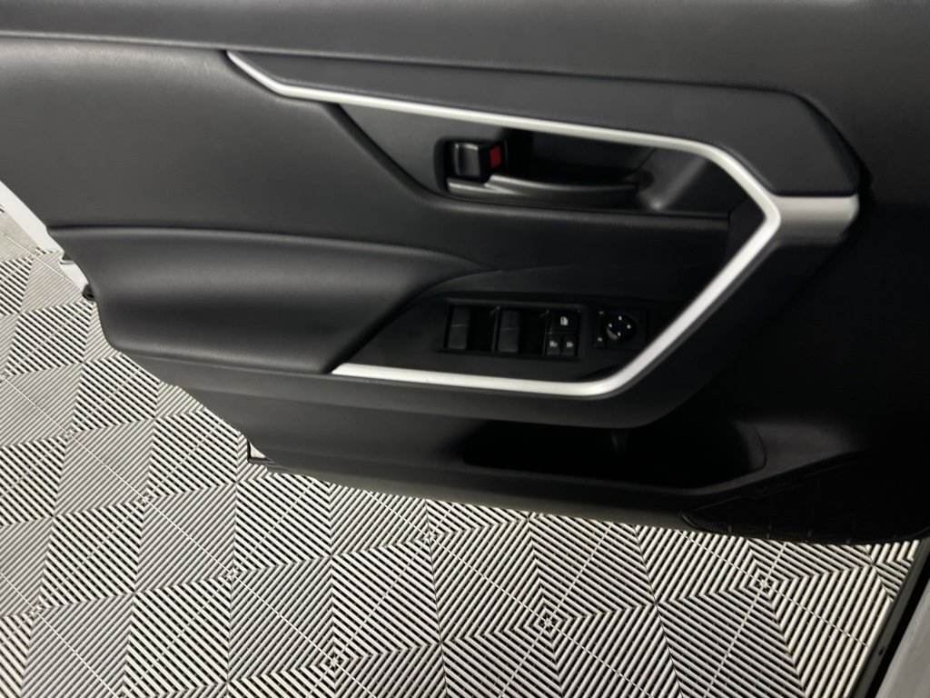 Used 2025 Toyota RAV4 LE image 26