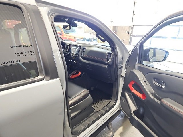 Certified 2023 Nissan Frontier PRO-4X w/ Pro-4X Premium Package image 25