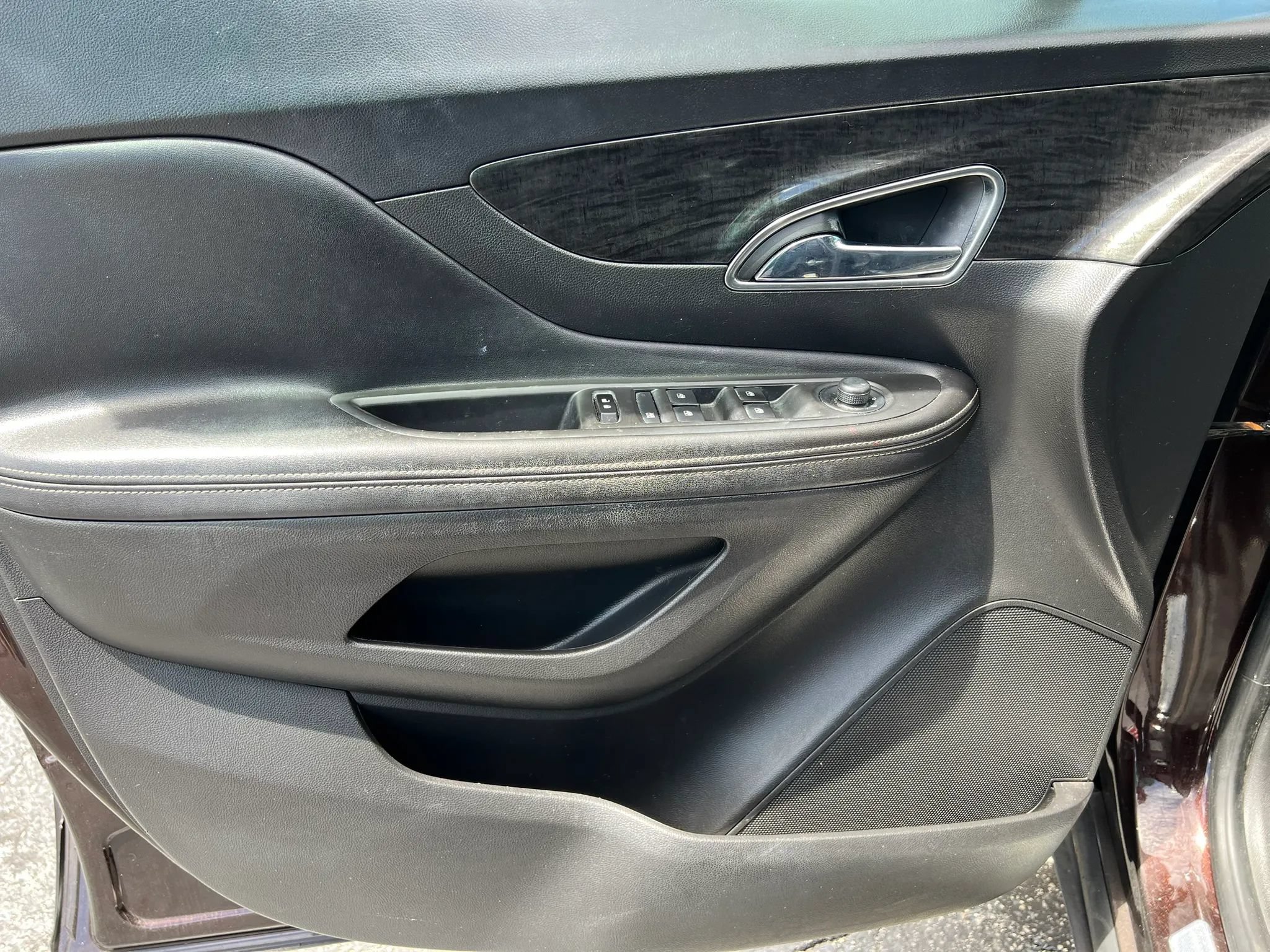 Used 2015 Buick Encore Leather AWD/4WD image 8