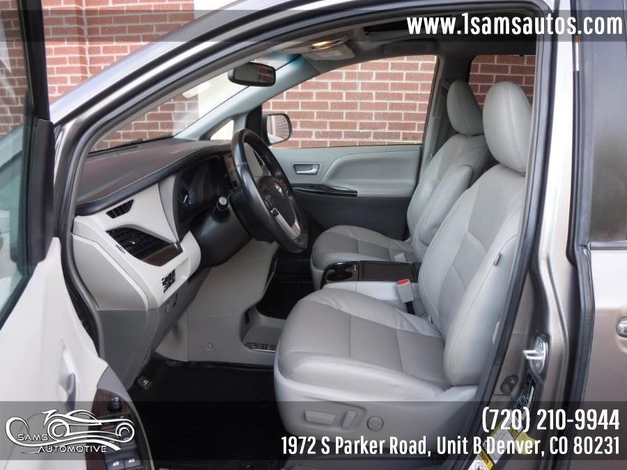 Used 2017 Toyota Sienna XLE Premium image 14