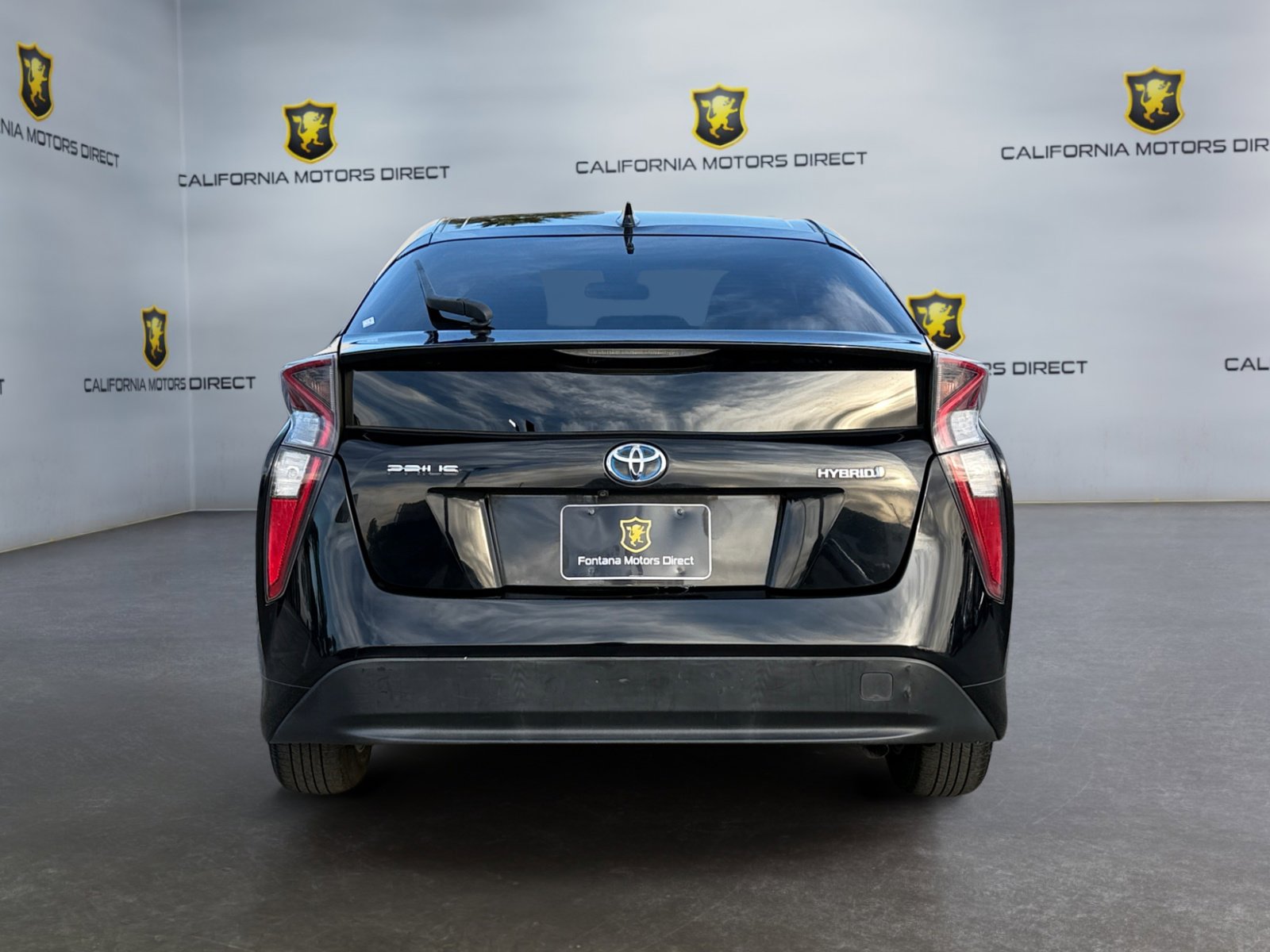 Used 2017 Toyota Prius Two image 4