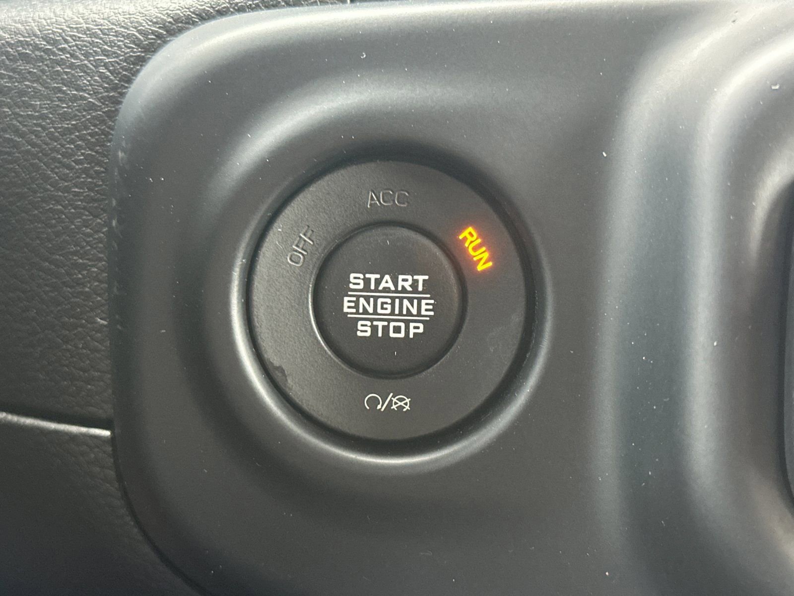 Used 2019 Jeep Wrangler Unlimited Rubicon AWD/4WD image 25
