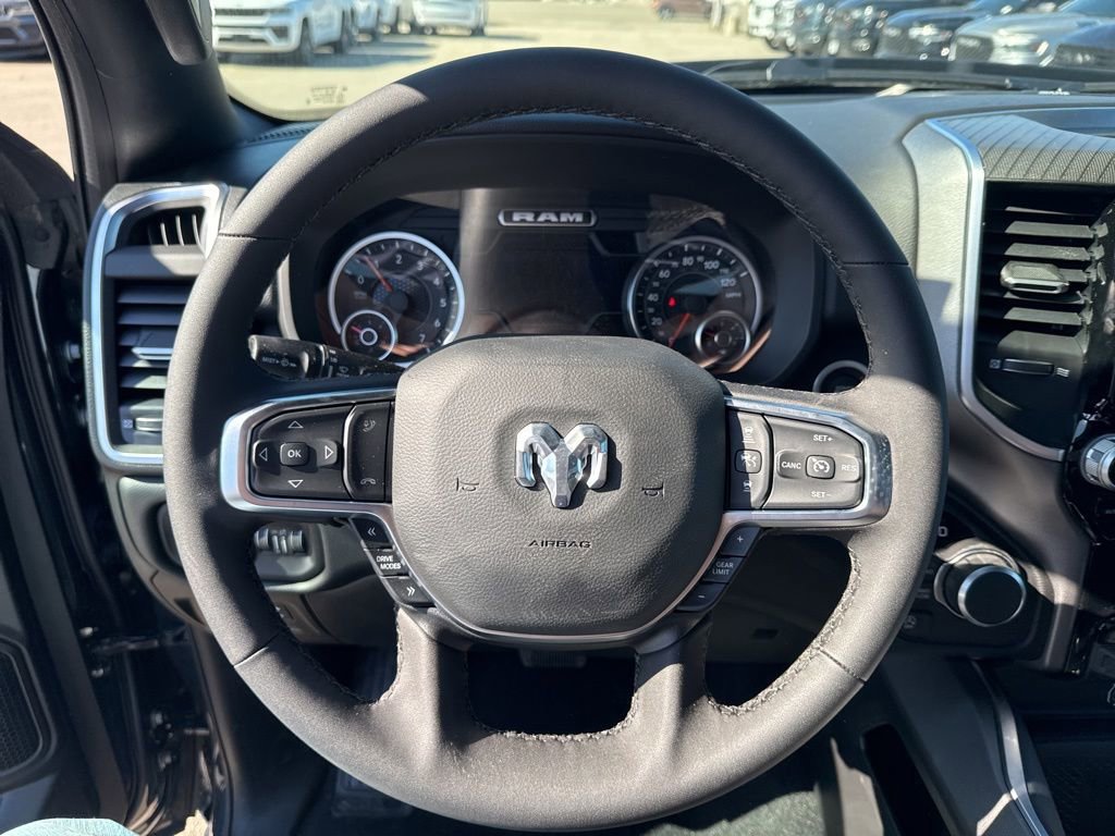 New 2026 RAM 1500 4x4 Crew Cab image 10
