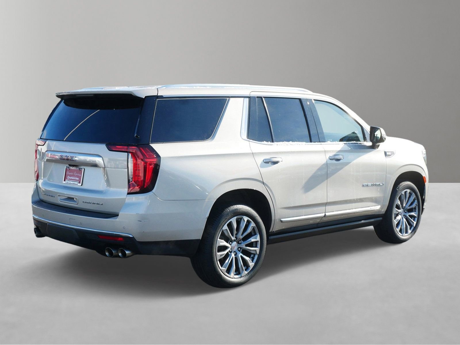 Used 2021 GMC Yukon Denali w/ Denali Premium Package image 4