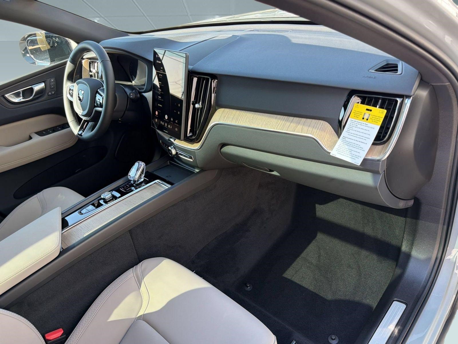 New 2026 Volvo XC60 B5 Plus w/ Climate Package AWD/4WD image 31