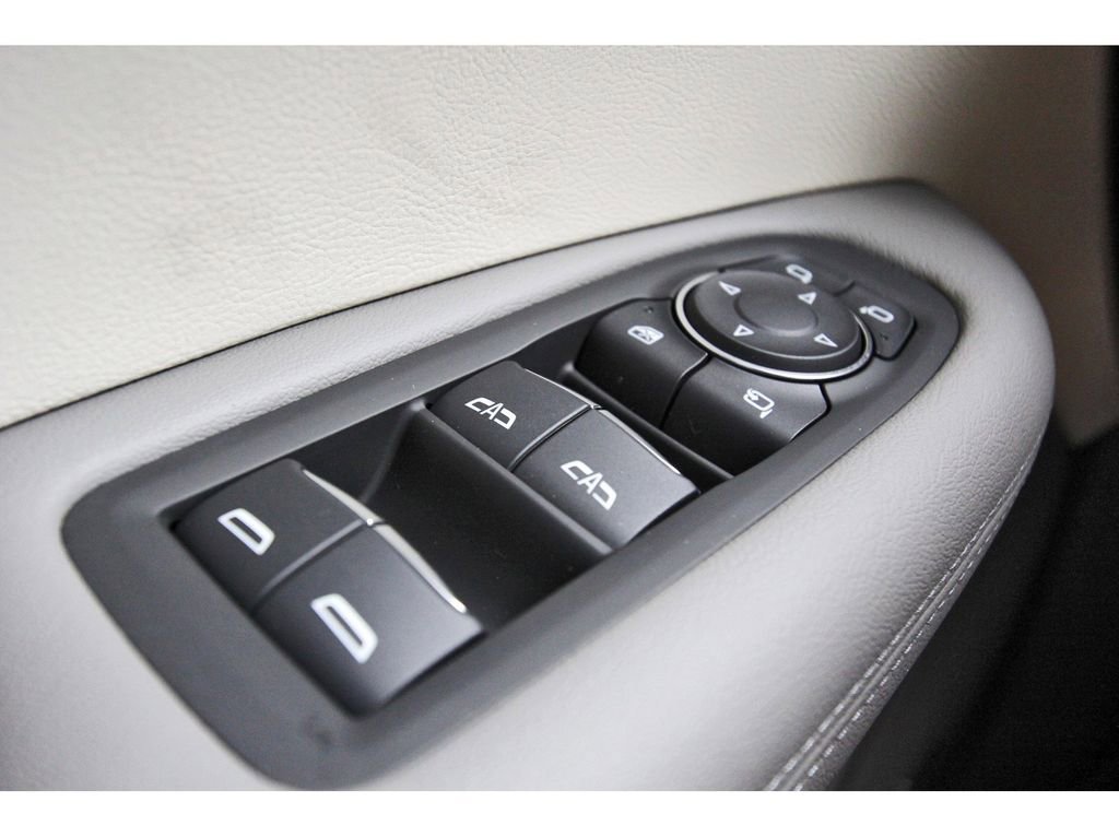 New 2025 Cadillac XT6 Premium Luxury w/ Technology Package image 15