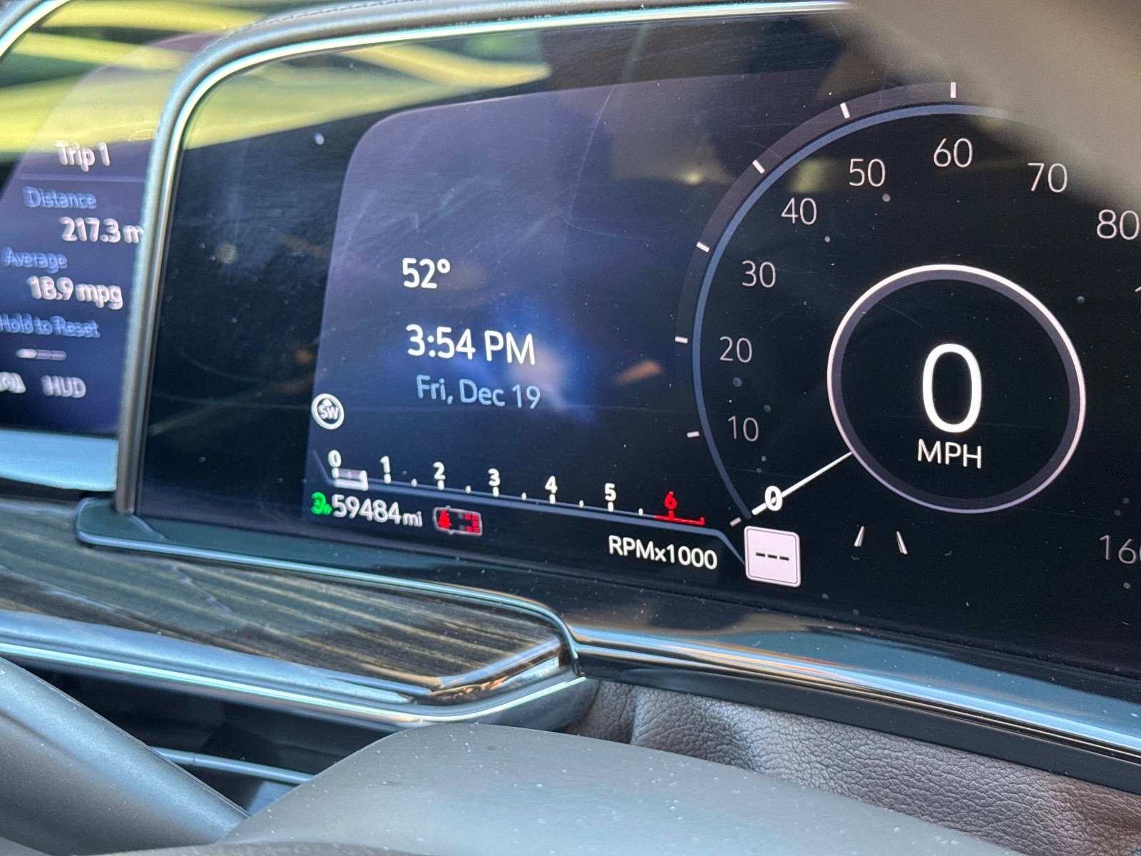 Used 2021 Cadillac Escalade Premium Luxury image 10