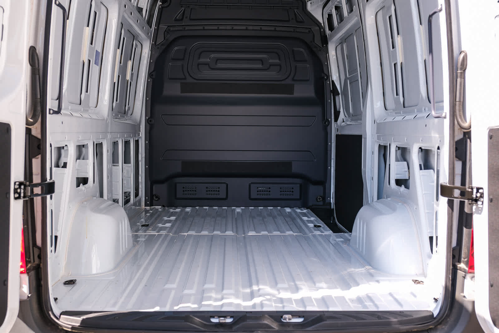 New 2025 Mercedes-Benz Sprinter 2500 image 27