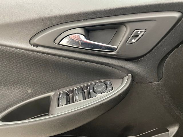 Used 2023 Chevrolet Malibu LT image 12