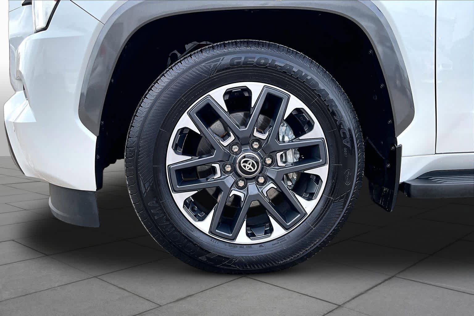 Used 2026 Toyota Sequoia Limited AWD/4WD image 11