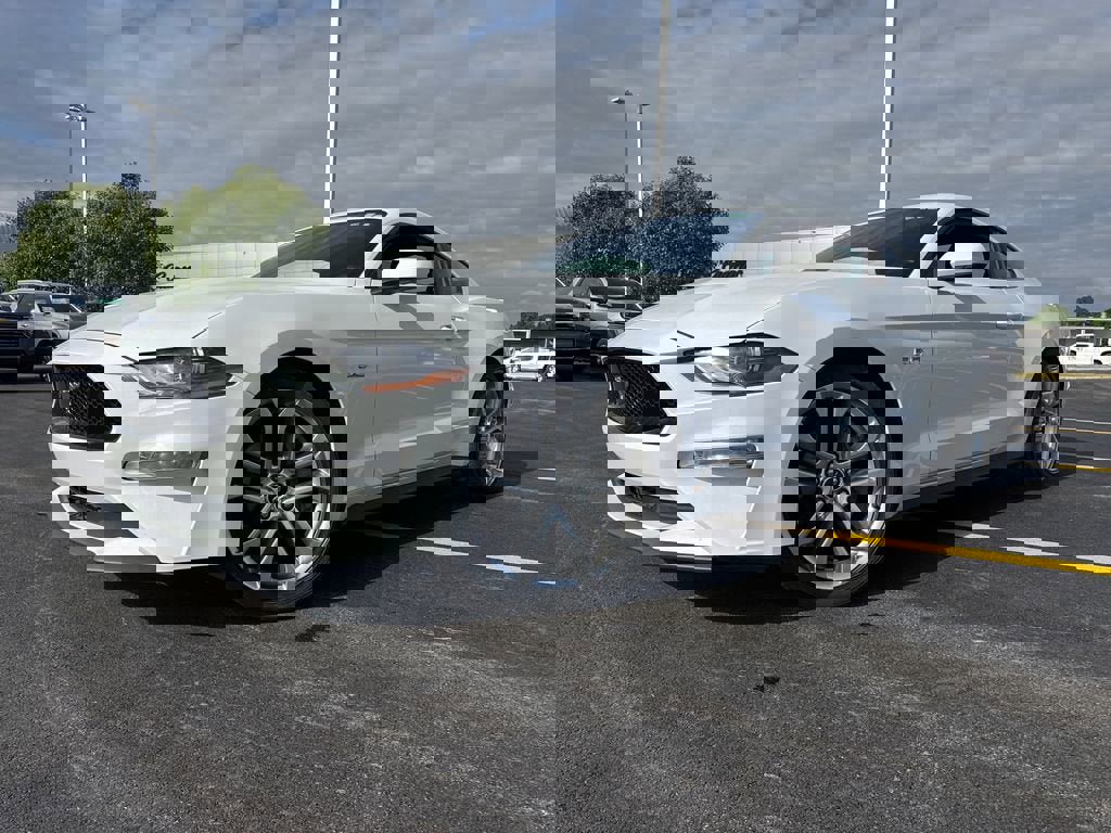 Used 2022 Ford Mustang GT Premium RWD image 1