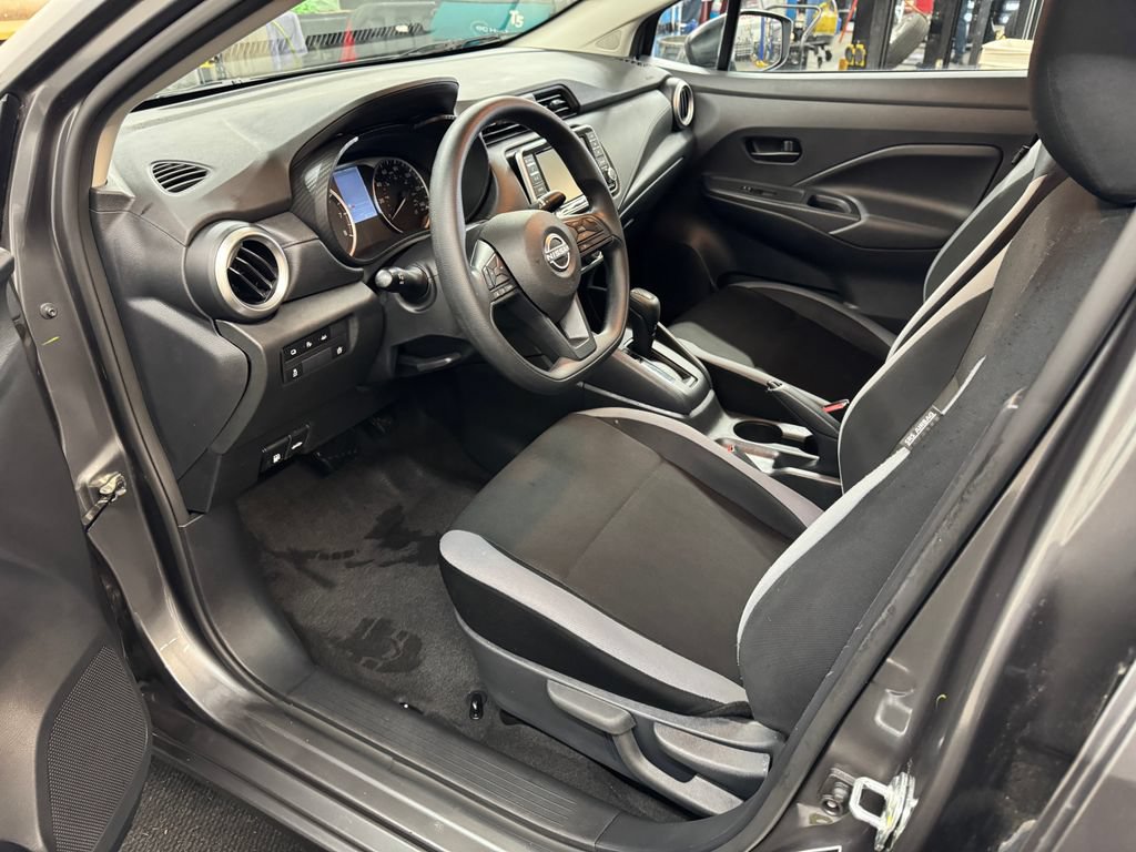 Used 2025 Nissan Versa S w/ Trunk Package FWD image 13