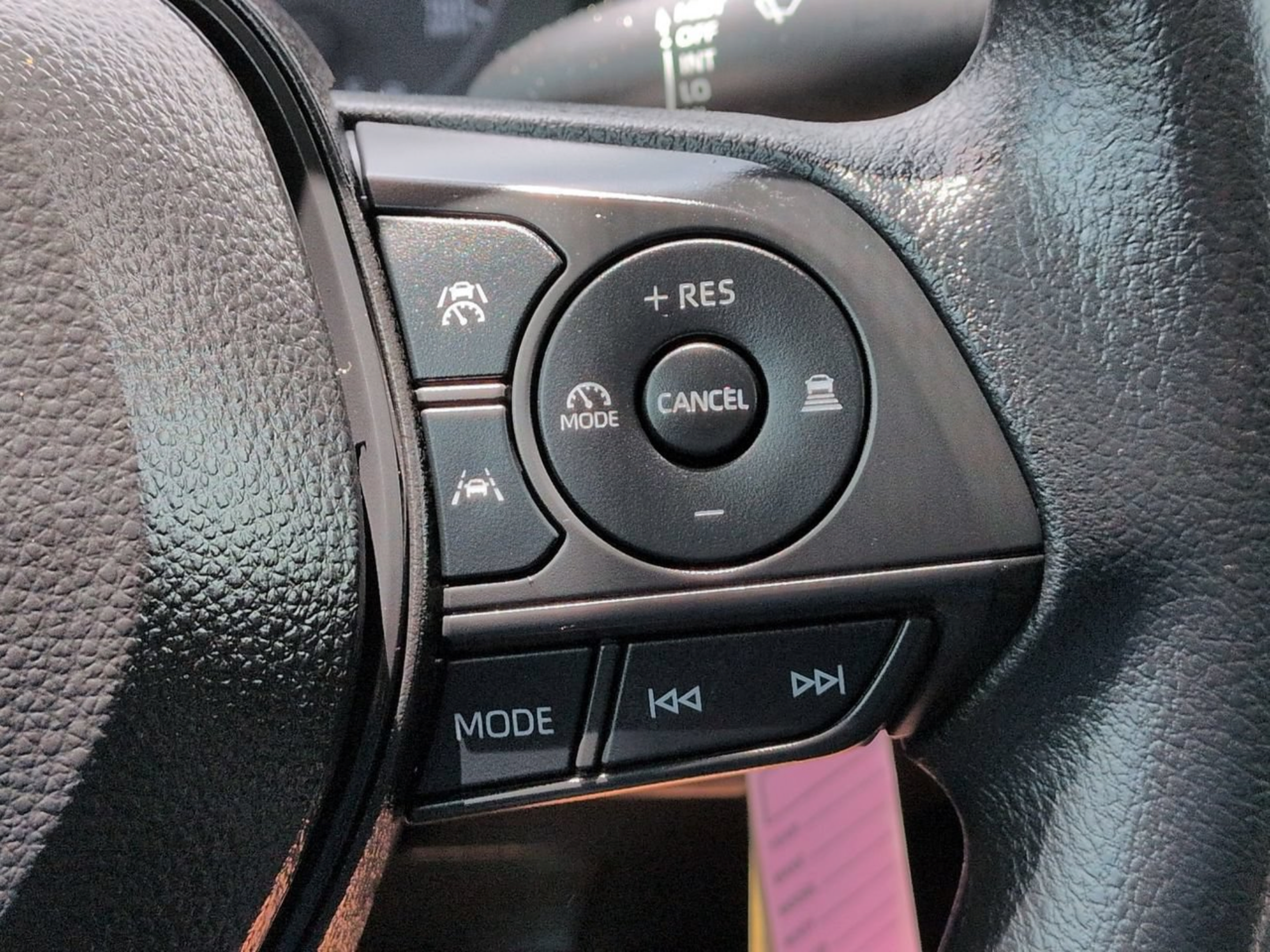 Used 2025 Toyota Corolla LE FWD image 26