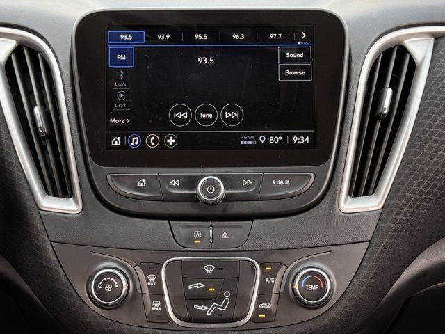 Used 2025 Chevrolet Malibu RS FWD image 17