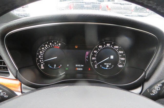 Used 2015 Lincoln MKC AWD w/ Equipment Group 102A Reserve image 19