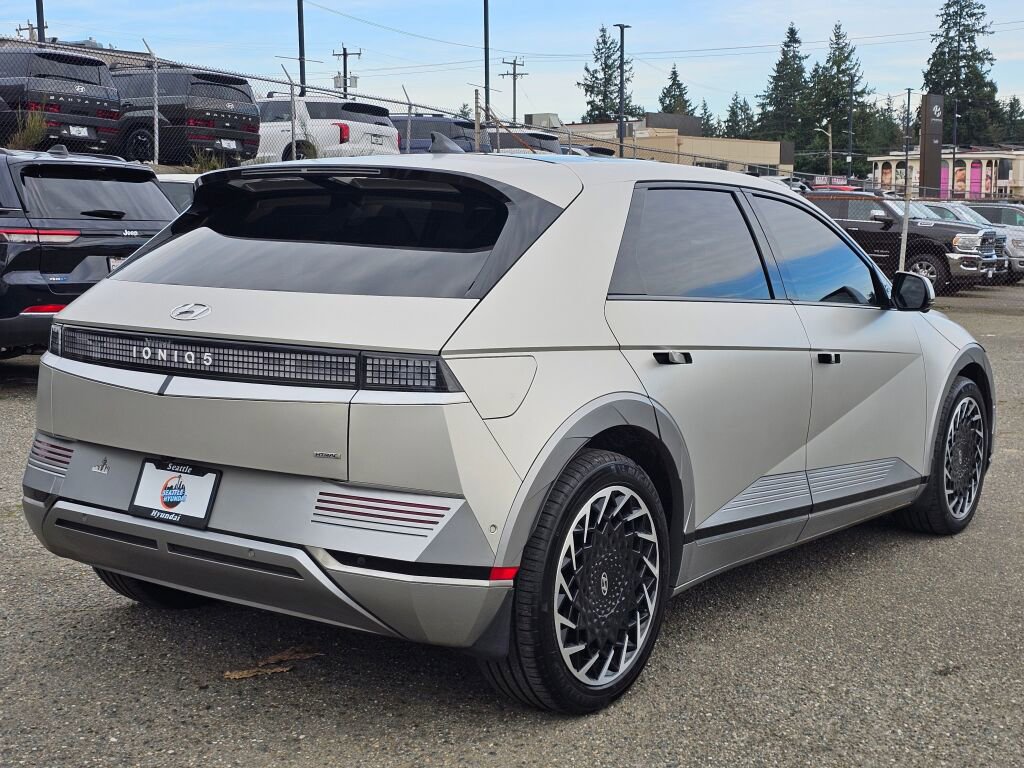 Used 2023 Hyundai Ioniq 5 Limited image 7