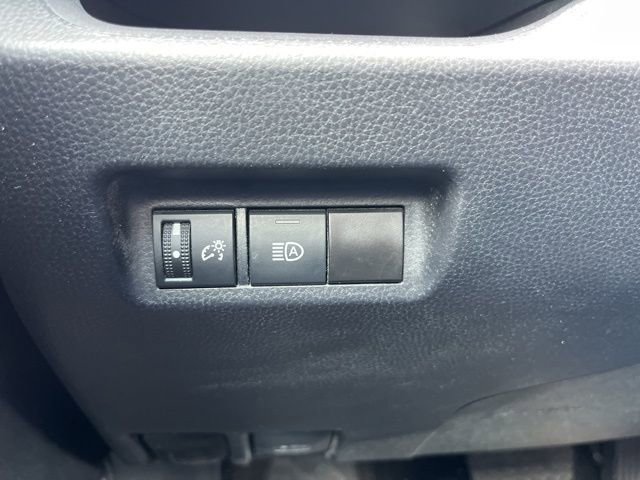 Used 2024 Toyota RAV4 XLE image 24