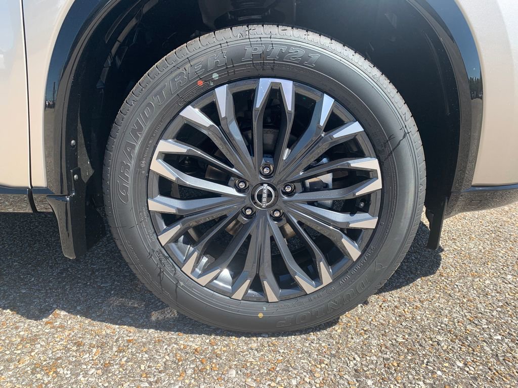 New 2026 Nissan Rogue Platinum image 3