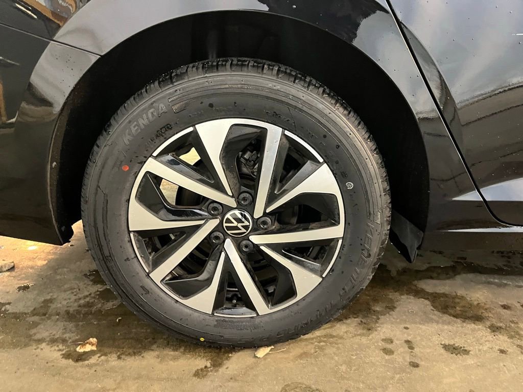 Certified 2023 Volkswagen Jetta S w/ Driver Assistance Package image 32