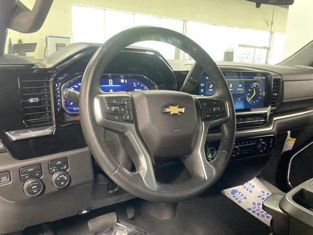 Used 2023 Chevrolet Silverado 1500 LT image 14