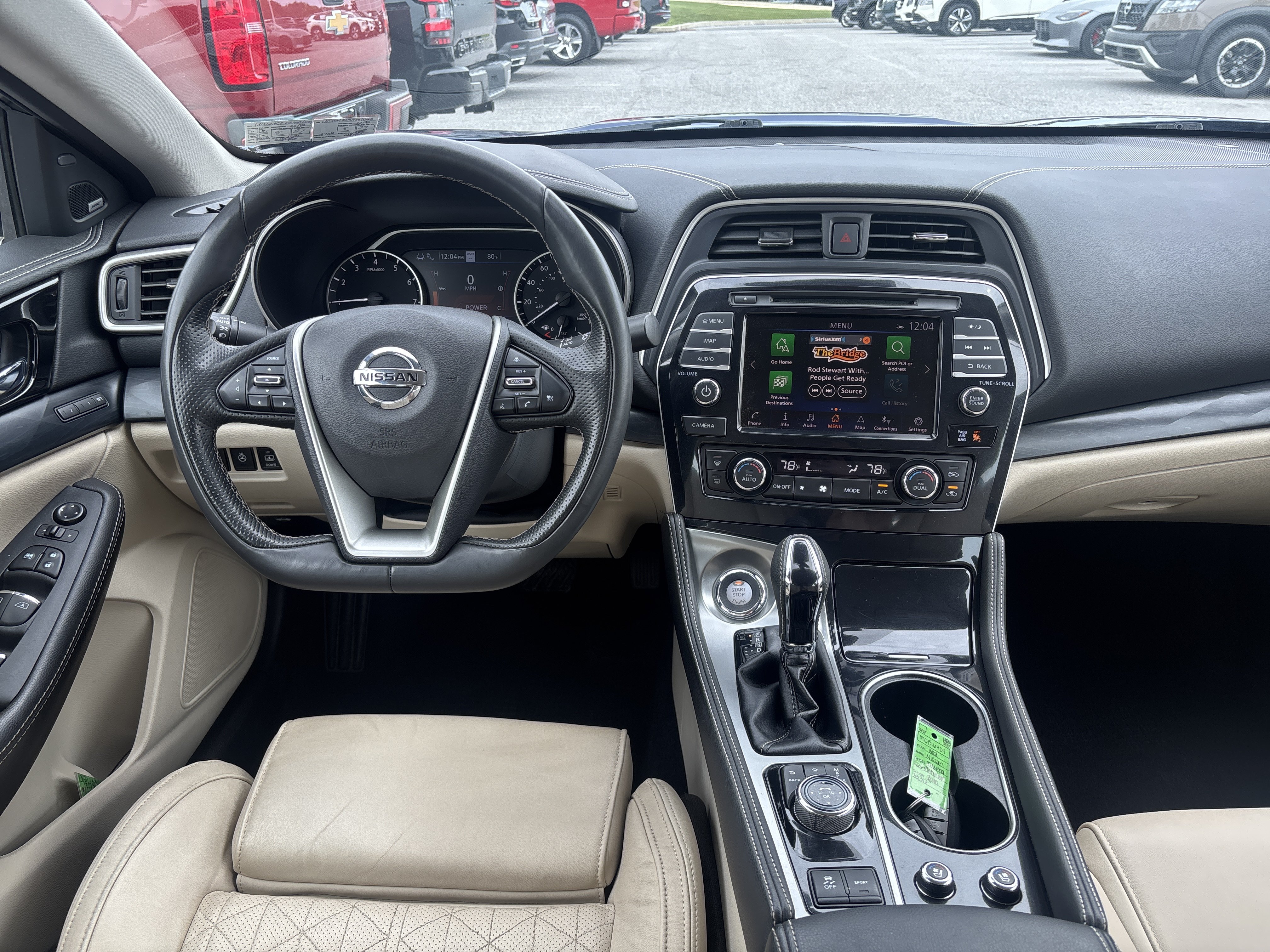 Used 2021 Nissan Maxima Platinum w/ Sport Mat Group FWD image 2
