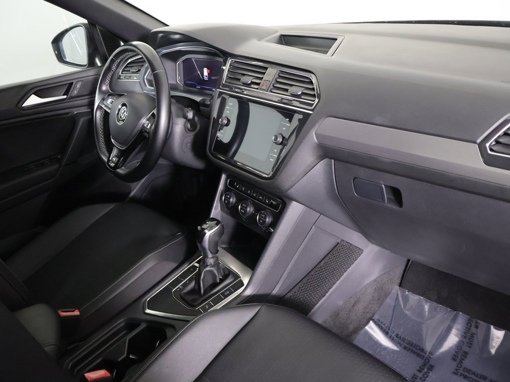 Used 2019 Volkswagen Tiguan SEL Premium R-Line image 27