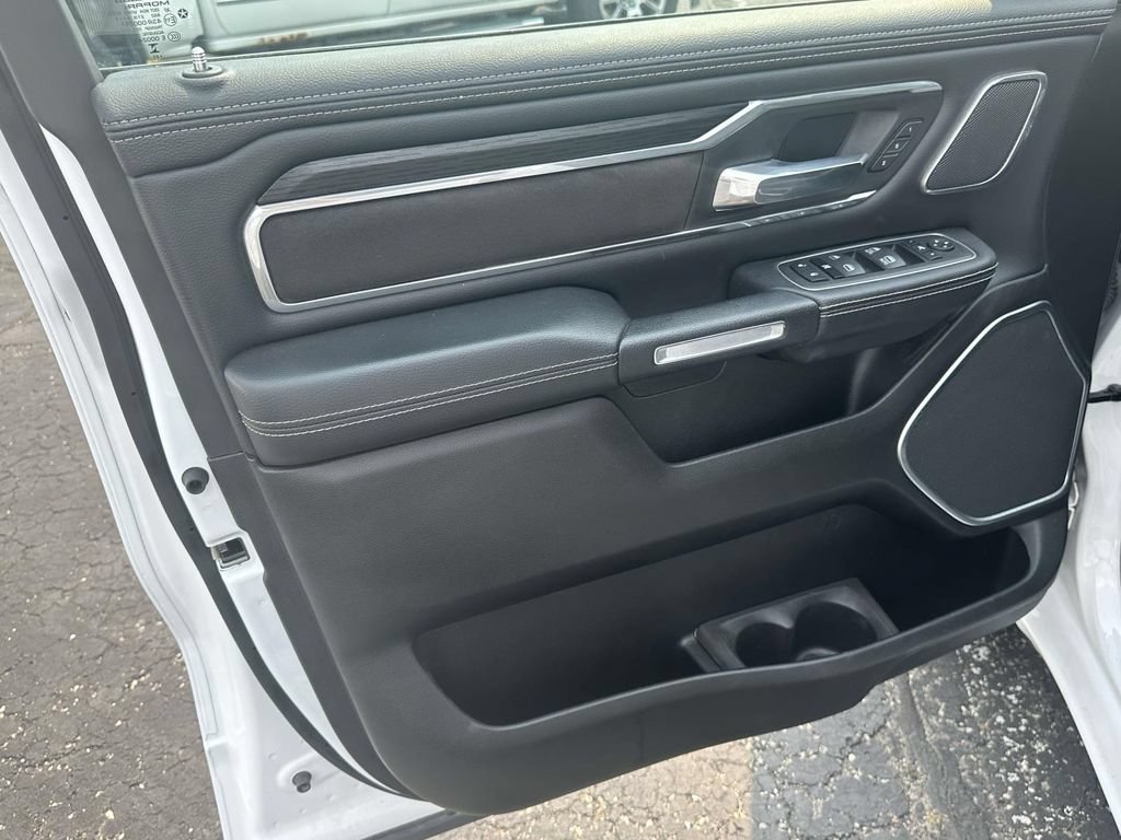 Used 2023 RAM 1500 Laramie AWD/4WD image 17