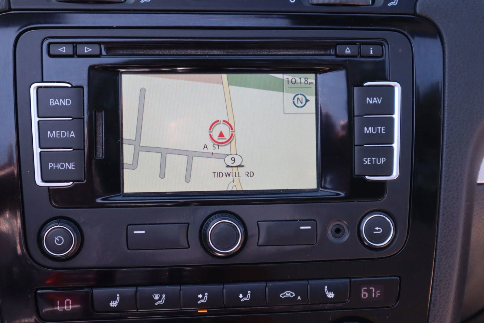 Used 2015 Volkswagen Eos Executive FWD image 28