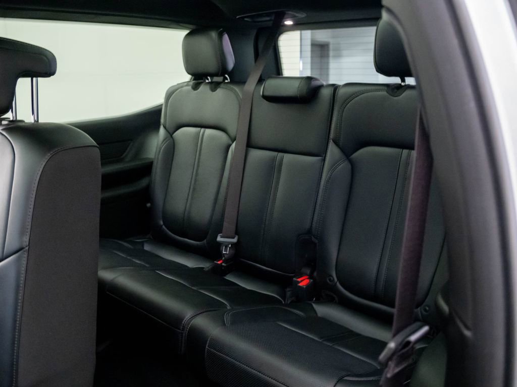 Used 2023 Jeep Wagoneer Series II image 19