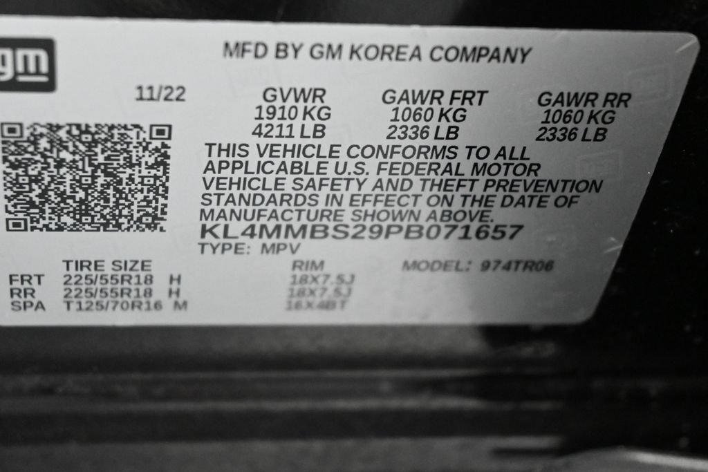 Used 2023 Buick Encore GX Preferred w/ Cold Weather Comfort Package FWD image 17