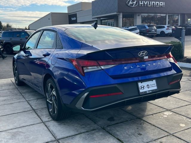 Certified 2025 Hyundai Elantra Sport image 7