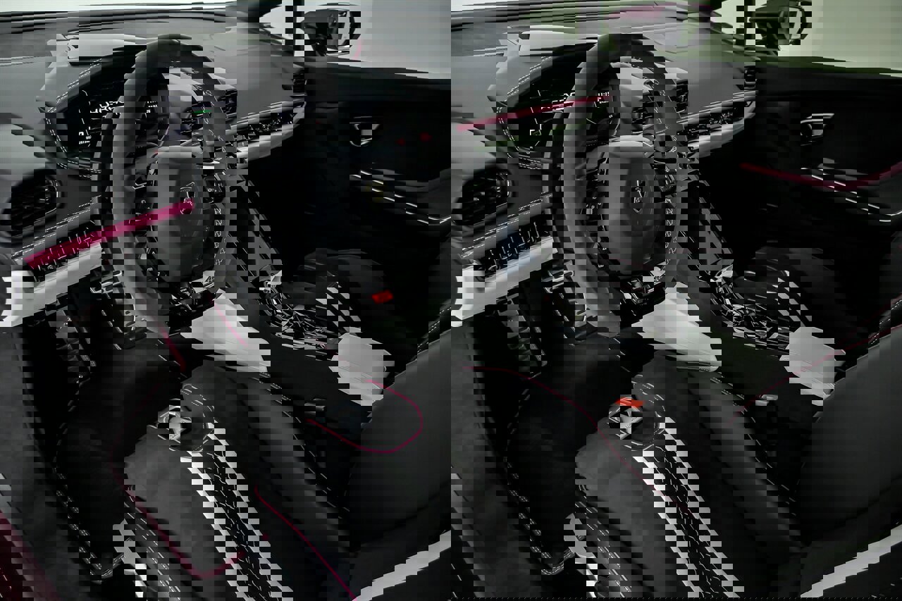 Used 2023 Lamborghini Huracan Tecnica image 21