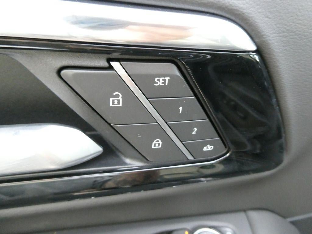 New 2026 Chevrolet Suburban High Country AWD/4WD image 21