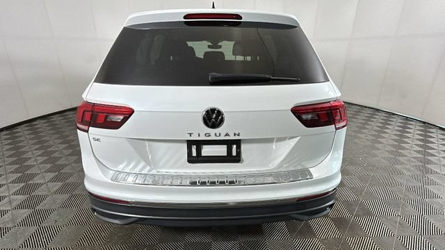 Used 2023 Volkswagen Tiguan SE FWD video 4