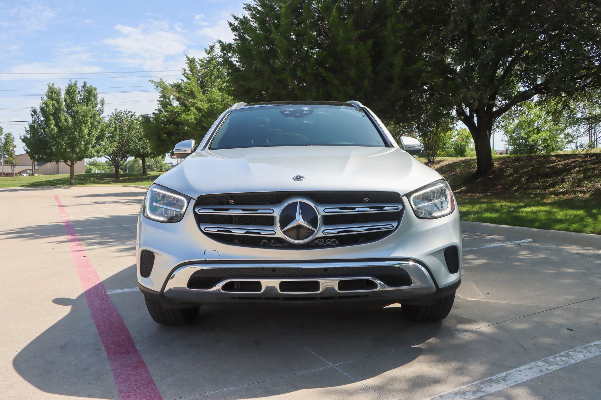 Used 2020 Mercedes-Benz GLC 300 image 2