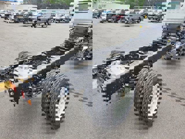 New 2024 Chevrolet Low Cab Forward 5500XD RWD image 6