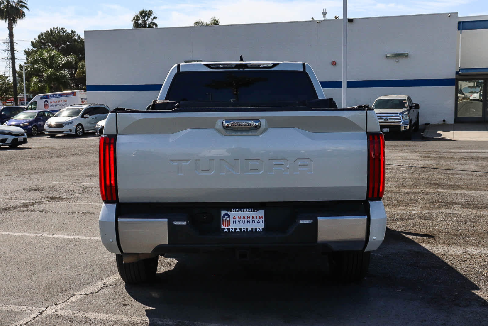 Used 2023 Toyota Tundra Limited image 7