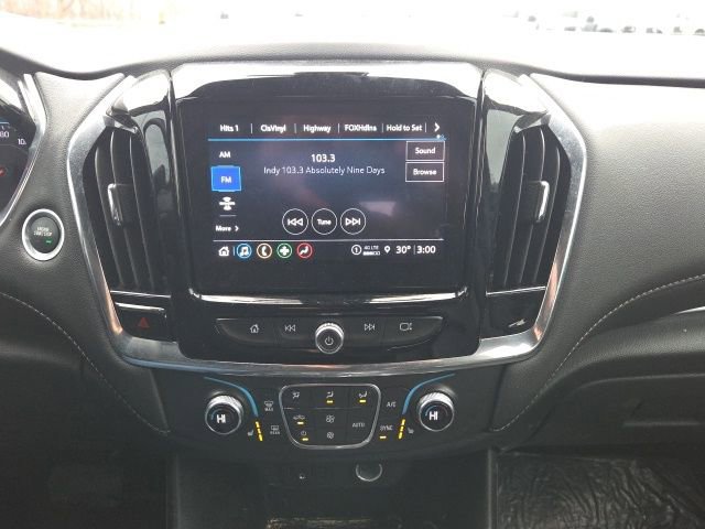 Used 2023 Chevrolet Traverse LT FWD image 34