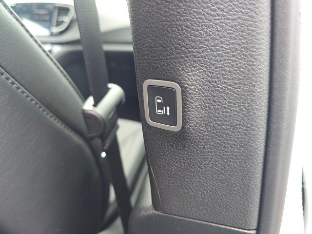 New 2026 Chrysler Voyager LX FWD image 16
