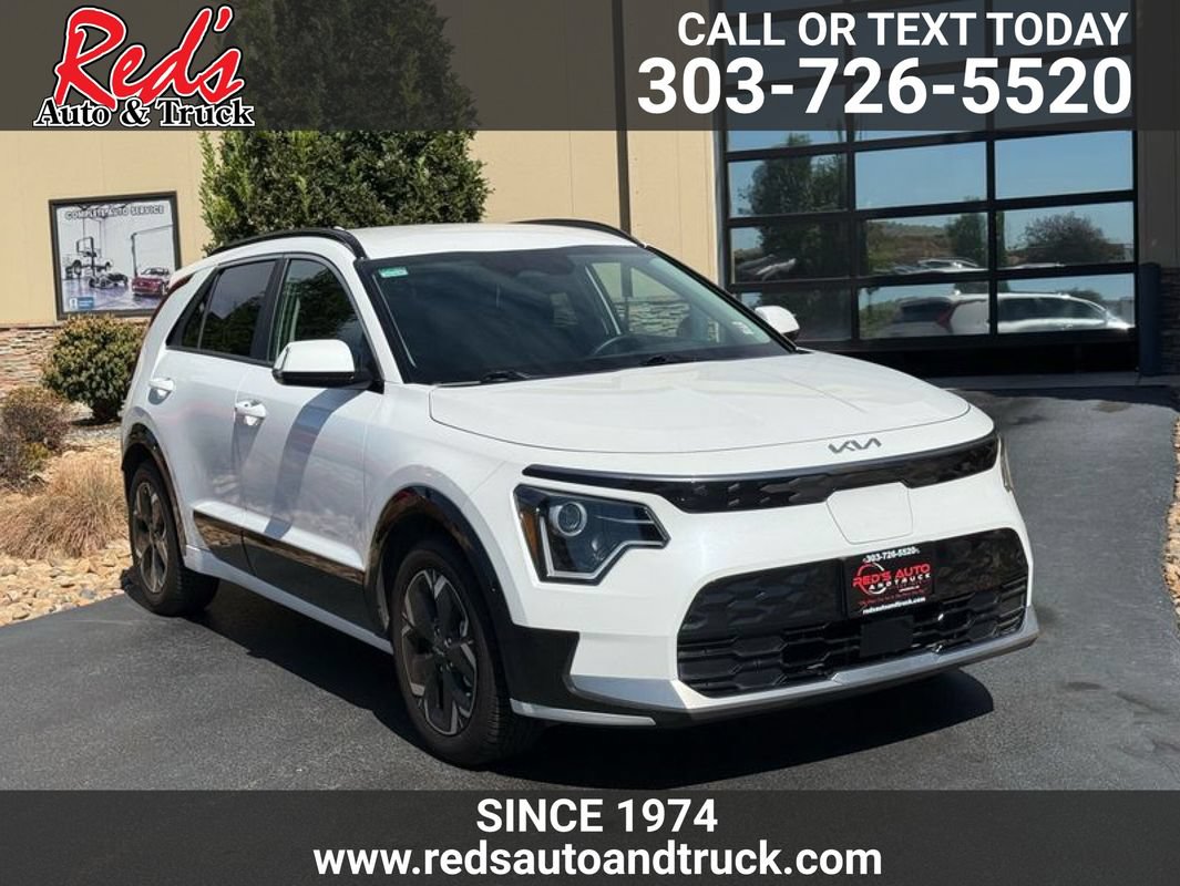 Used 2023 Kia Niro Wind w/ Wind Preserve Package FWD image 1