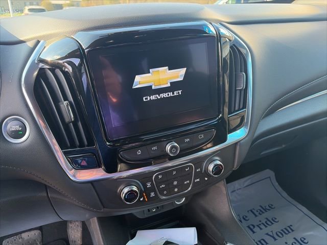 Used 2023 Chevrolet Traverse LT image 17